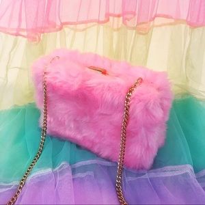 Sugar Thrillz Furry Pink Clutch 💗💗💗